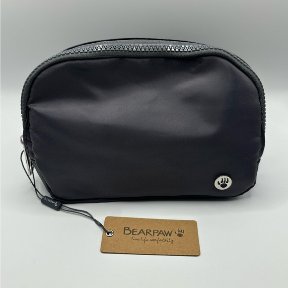 BearPaw Handbags - Bearpaw Fanny Pack‎ Crossbody Waist Belt Bag Gray NWT Xmas gifts travel sports